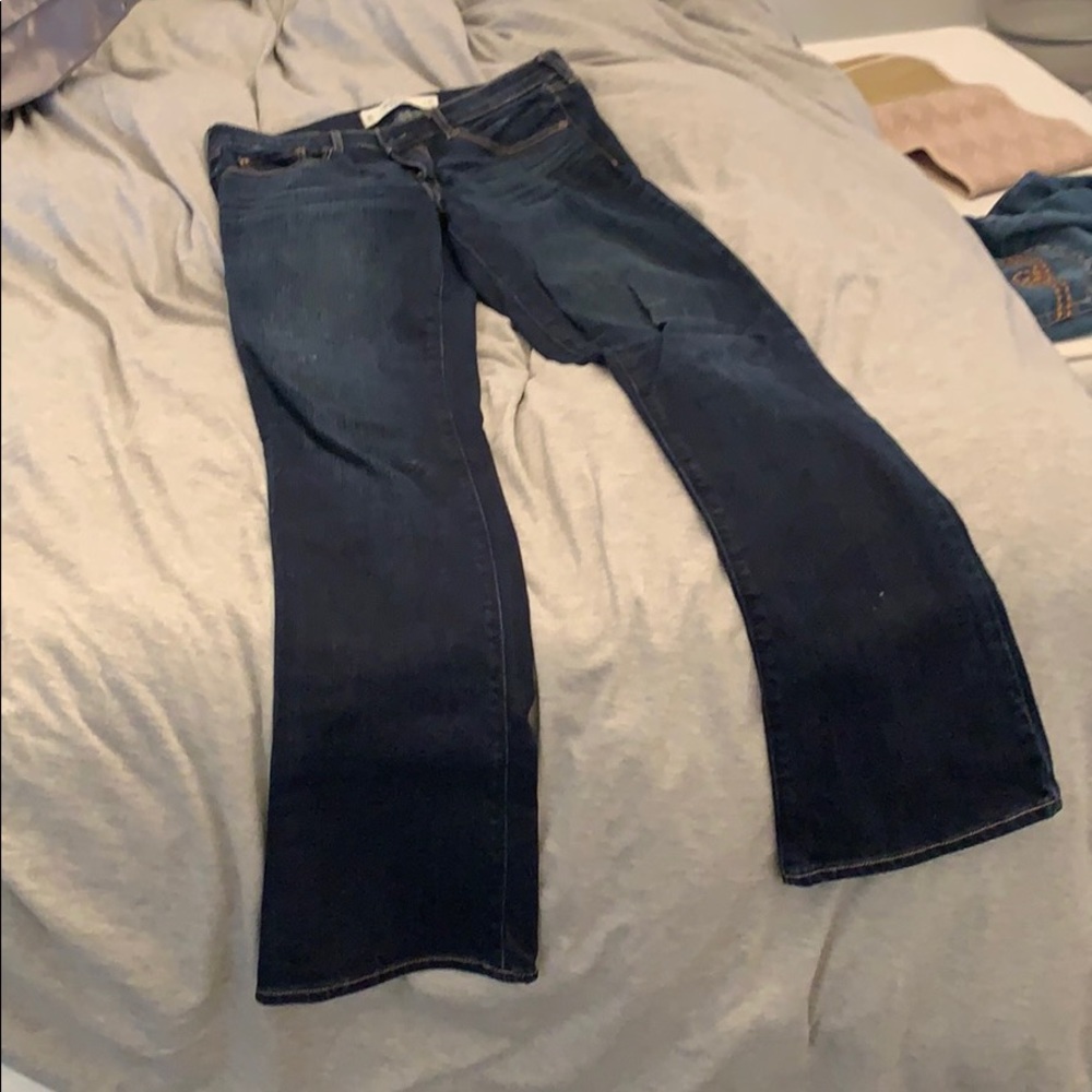 Abercrombie & Fitch Jeans Size 6R 28x33 like new